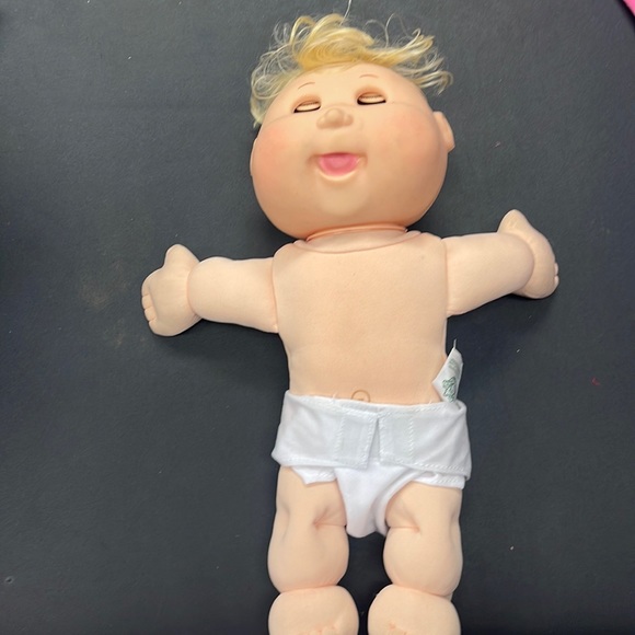 Cabbage patch baby - Picture 1 of 3